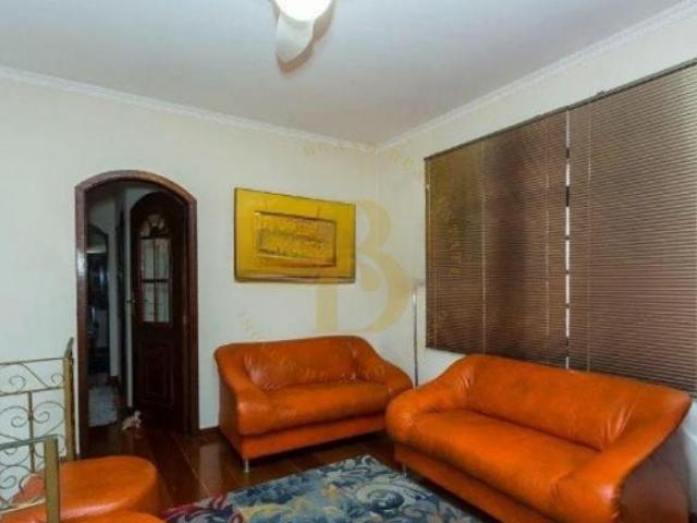 Casa com 180 m², 4 quartos sendo 2 suítes à venda no bairro Alto da Lapa