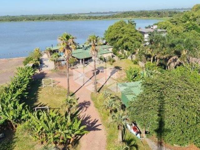 Casa com 180 m² 3 dormitórios à venda com acesso ao Guaíba