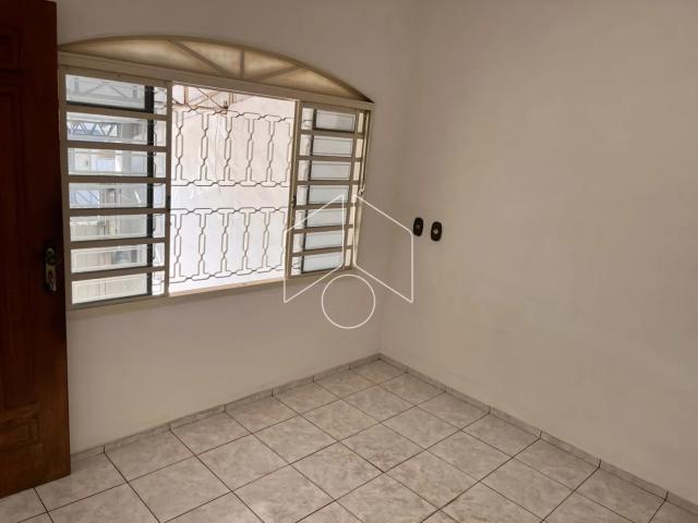 Casa com 1 Banheiro e Garagem no Bairro Palmital, Marília