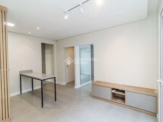 Casa com 1 quarto e 90m² para alugar em Moinhos de Vento, Porto Alegre