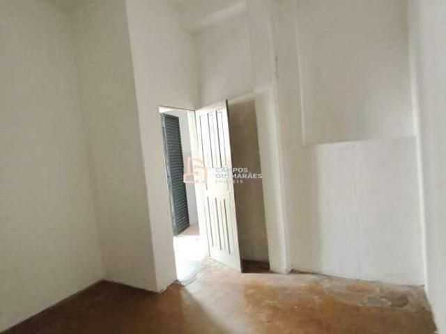 Casa com 1 quarto para alugar no bairro Barreiro, 45m²