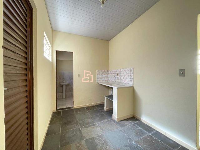 Casa com 1 quarto para alugar no bairro Ressaca, 45m²