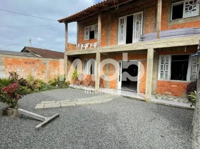 Casa com 1 suíte + 4 quartos, três rios do norte