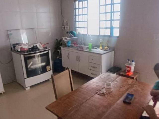 Casa com 200 m² e 3 quartos à venda no Resid. Morro Da Cruz