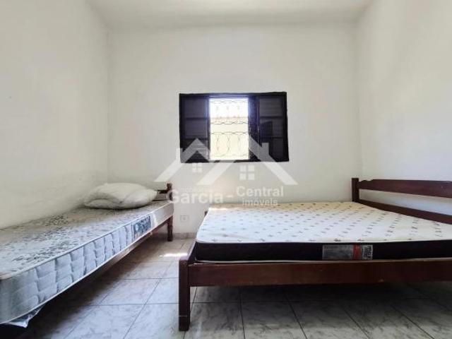 Casa com 217mt² de terreno com edícula em Peruíbe