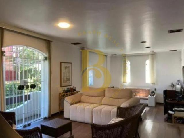 Casa com 219 m², 3 quartos sendo 3 suítes à venda no bairro Alto de Pinheiros