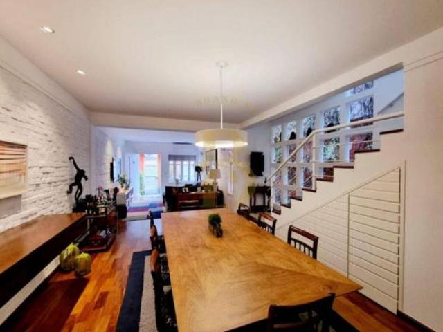 Casa com 220 m², 3 quartos sendo 1 suíte à venda no bairro Jardim Paulistano