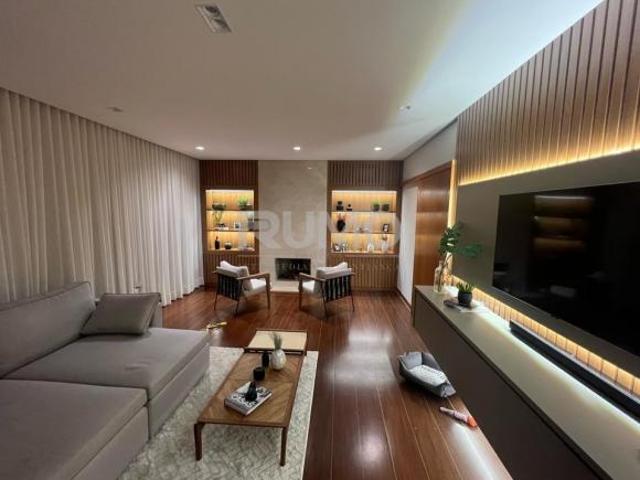 Casa com 228 m² a venda na Vila Brandina Campinas/SP