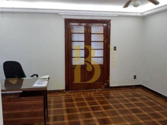 Casa com 235 m², 3 quartos sendo 1 suíte à venda no bairro Vila Mariana