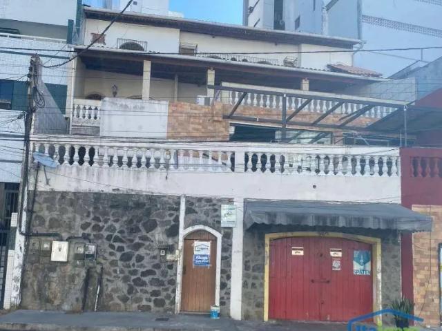 Casa com 2/4 sendo dois suítes para locação, 170 m² Caminho das Árvores