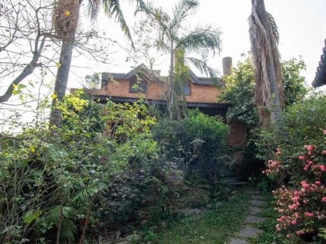 Casa com 250 m² e 4 quartos à venda em Cidade São Francisco
