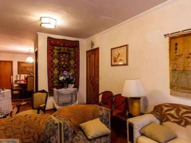Casa com 260 m² e 3 quartos à venda em Jardim Peri Peri