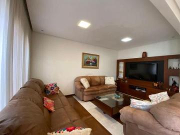 Casa com 260m², 3 dormitórios 2 suítes, 4 vagas e área gourmet jardim do Mar