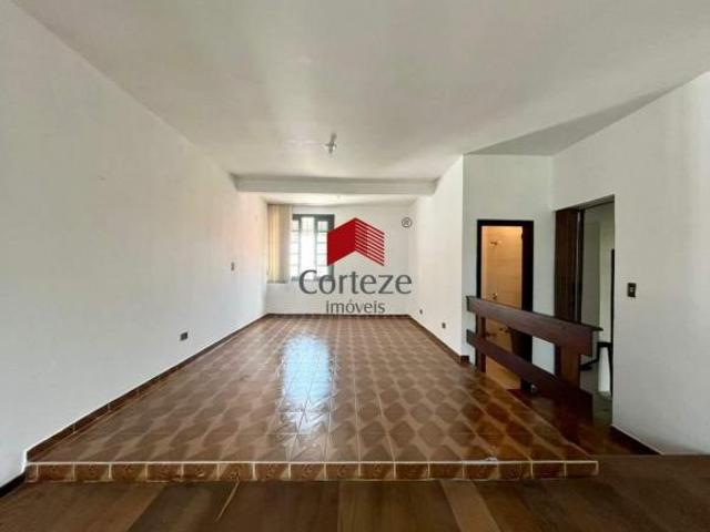 Casa com 280m² 5 quartos, à venda, no bairro Uberaba em Curitiba