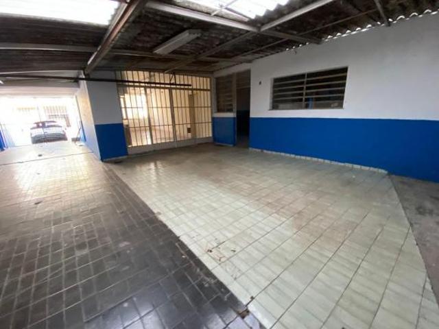 Casa com 282 m2 de área útil 364 m2 de terreno, ao lado do metrô Faria Lima!