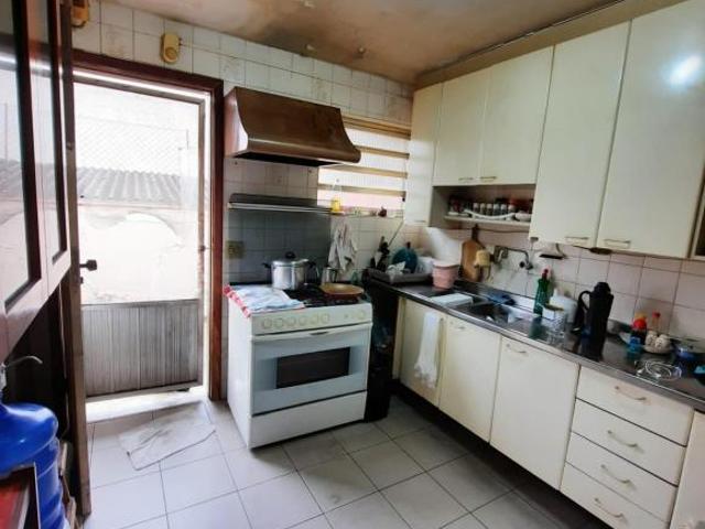 Casa com 291 de terreno no miolo do Jardim Bonfiglioli