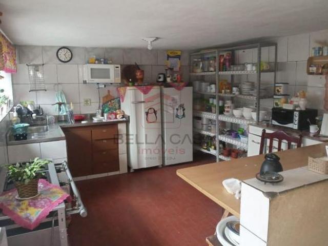 Casa com 2 moradias à venda na Vila Bela terreno 10x45