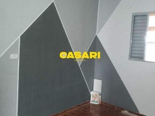 Casa com 2 Moradias e 2 Vagas à Venda – 100m da Pereira Barreto, Santo André