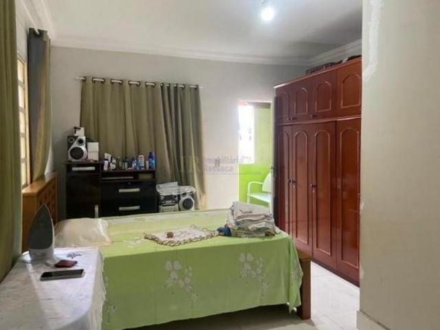 CASA COM 2 MORADIAS