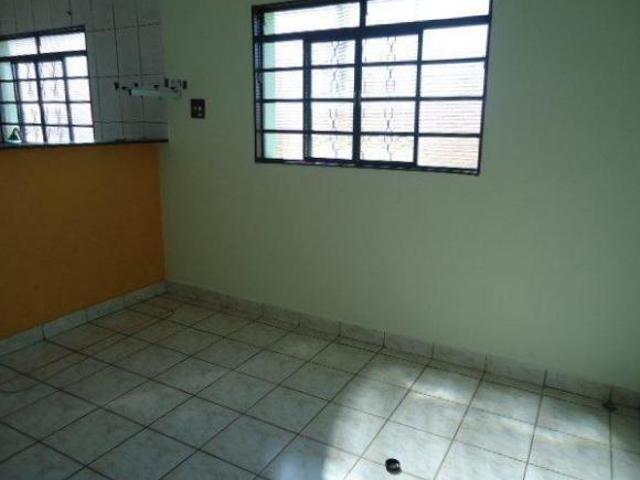 Casa com 2 dormitórios na Vila Boa Vista I próxima a Electrolux em São Carlos