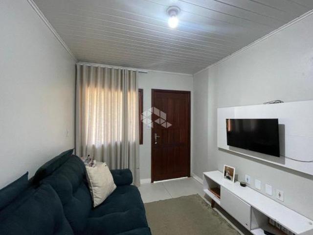 Casa com 2 dormitórios no bairro Ana Nery