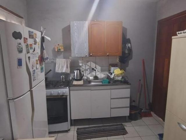 Casa com 2 dormitórios no Bairro Hípica