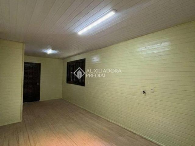 CASA COM 2 DORMITÓRIOS NO BAIRRO MUNDO NOVO 3