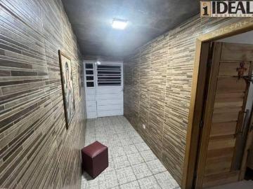 Rua Carlos Manoel de Oliveira - Garagem