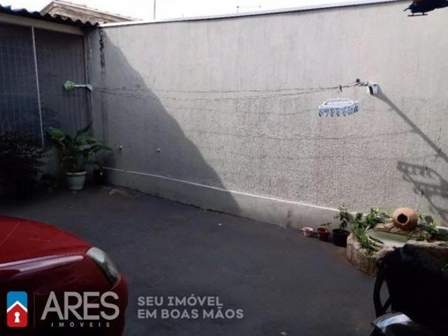 Casa com 2 dormitórios à venda, 124 m² por R$ 435.000,00 Nova Americana Americana/SP