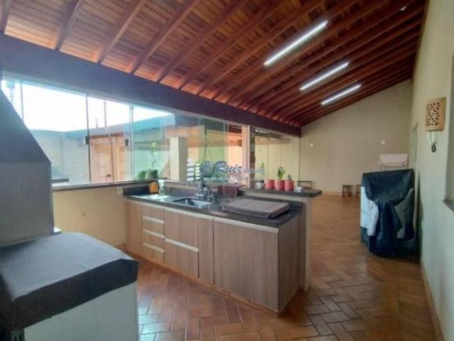 Casa com 2 dormitórios à venda, 128 m² por R$ 379.000 Nossa Senhora Aparecida Jardinópolis/SP