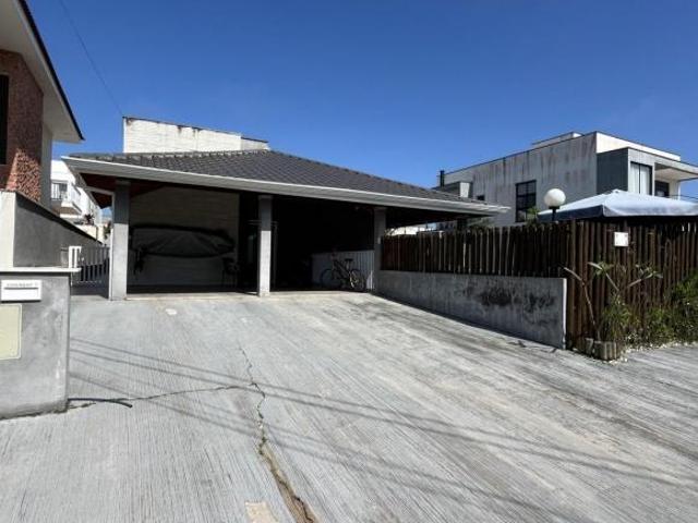Casa com 2 dormitórios à venda, 145 m² por R$ 1.100.000,00 Bougainvillee IV Peruíbe/SP