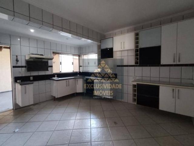 Casa com 2 dormitórios à venda, 180 m² por R$ 700.000,00 Conjunto Residencial Paes de Barros Gua