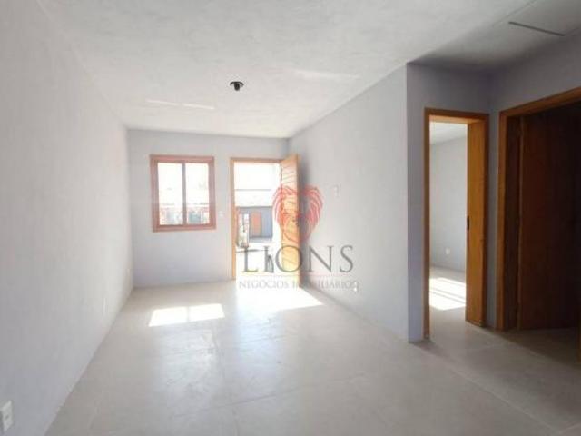 Casa com 2 dormitórios à venda, 45 m² por R$ 219.000,00 Neópolis Gravataí/RS