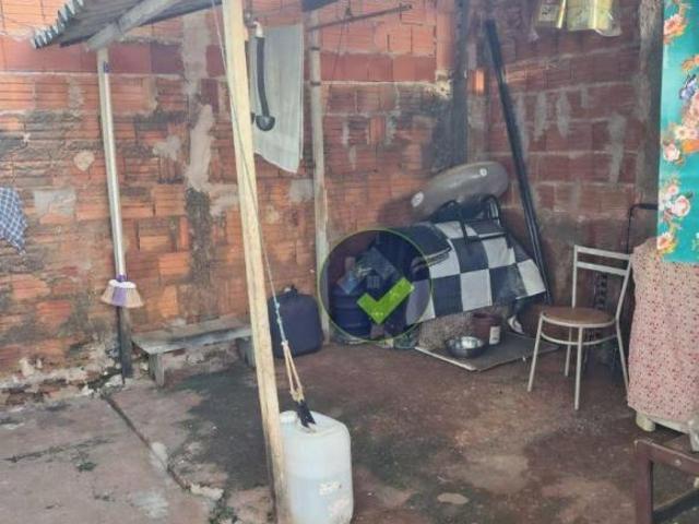Casa com 2 dormitórios à venda, 62 m² por R$ 210.000,00 Conjunto Habitacional Maestro Júlio Ferrar