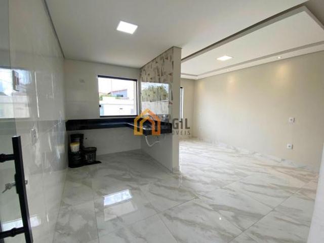 Casa com 2 dormitórios à venda, 62 m² por R$ 369.900,00 Resplendor Igarapé/MG