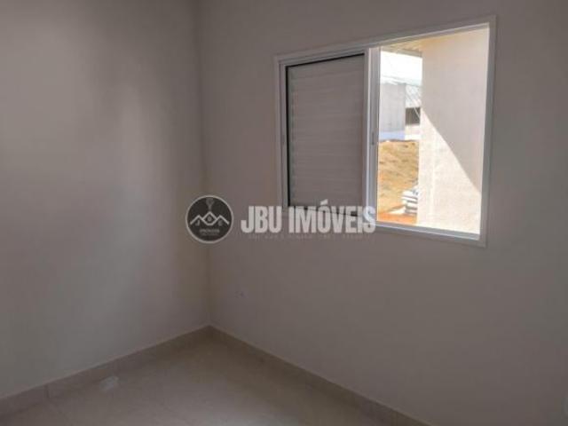 Casa com 2 dormitórios à venda, 64m² por R$ 305.000 – Condomínio Village Golden – B