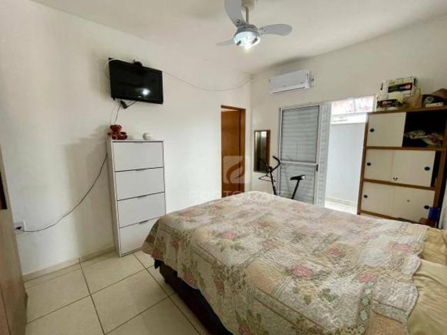 Casa com 2 dormitórios à venda, 69 m² por R$ 330.000,00 Jardim Fazendinha Itanhaém/SP