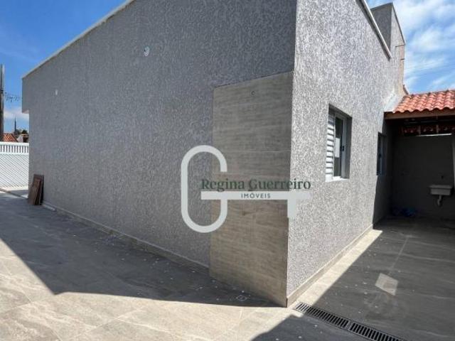 Casa com 2 dormitórios à venda, 78 m² por R$ 390.000,00 Estância São José Peruíbe/SP