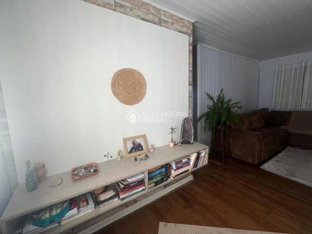 Casa com 2 dormitórios a venda no bairro Florida em Guaíba
