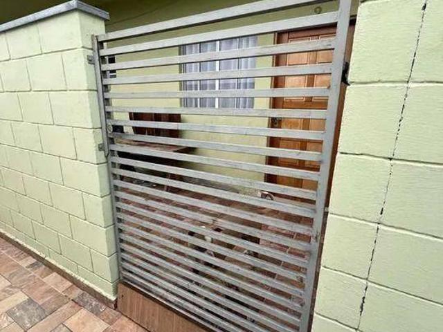 Casa com 2 dormitórios à venda por R$ 371.000 Vila São Paulo Mogi das Cruzes/SP
