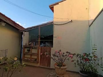 Casa com 2 dormitórios e edícula à Venda, Vila Todos os Santos, Indaiatuba, SP