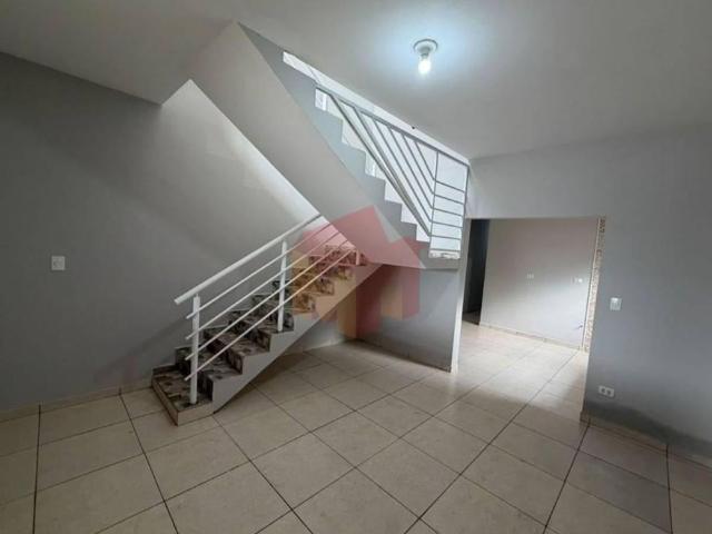 Casa Com 2 Dormitórios Para Alugar, 153 m² por R$2.569,00/mês Jardim Boer Americana/sp
