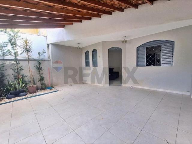 Casa com 2 Dormitórios para alugar, 50 m² por R$ 3.200,00/mês Jardim do Lago Atibaia/SP