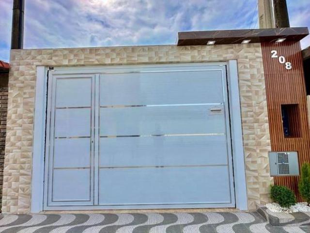 Casa com 2 Dormitórios, Suíte e Piscina no Caiçara