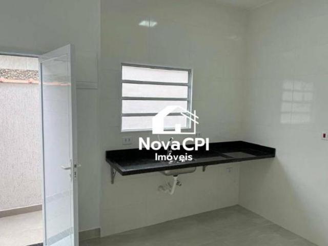 Casa com 2 Dormitórios sendo 1 Suíte no Maracanã Praia Grande – 2 Vagas de garagem
