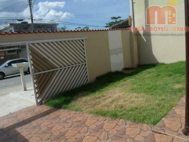 Casa com 2 dormitórios à venda, 61 m² por R$ 230.000,00 Balneário Caraguava Peruíbe/SP