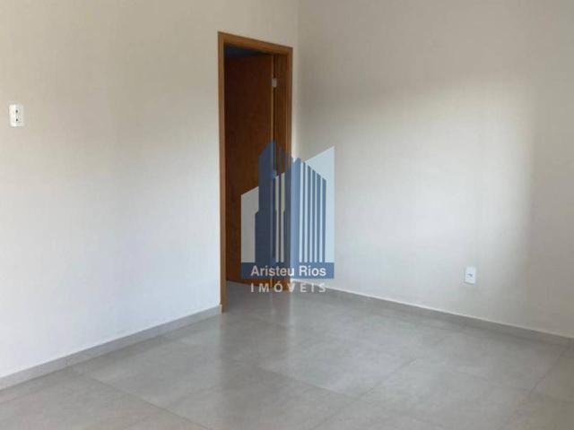 Casa com 2 quartos, 100 m²