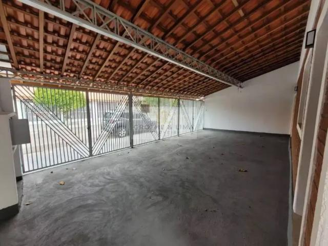 Casa com 2 quartos, 180 m², aluguel por R$ 3.300/mês Bosque dos Eucaliptos São José dos Campos/SP