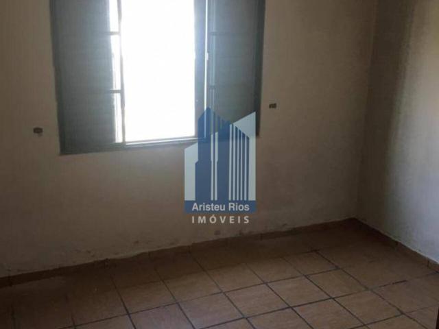 Casa com 2 quartos, 60 m²
