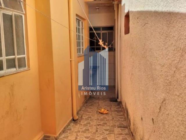 Casa com 2 quartos, 65 m²
